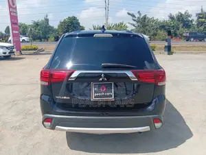 Mitsubishi Outlander 2017 Black
