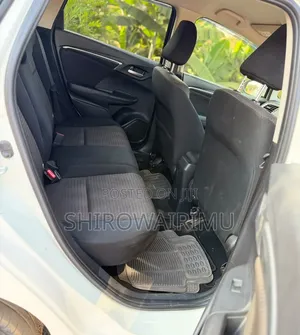 Honda Fit 2018 Off white