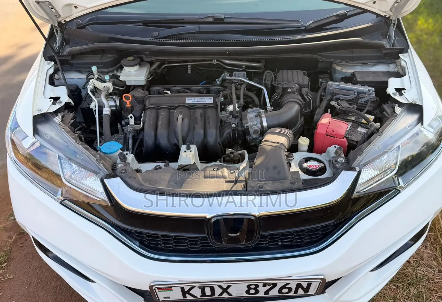 Honda Fit 2018 Off white