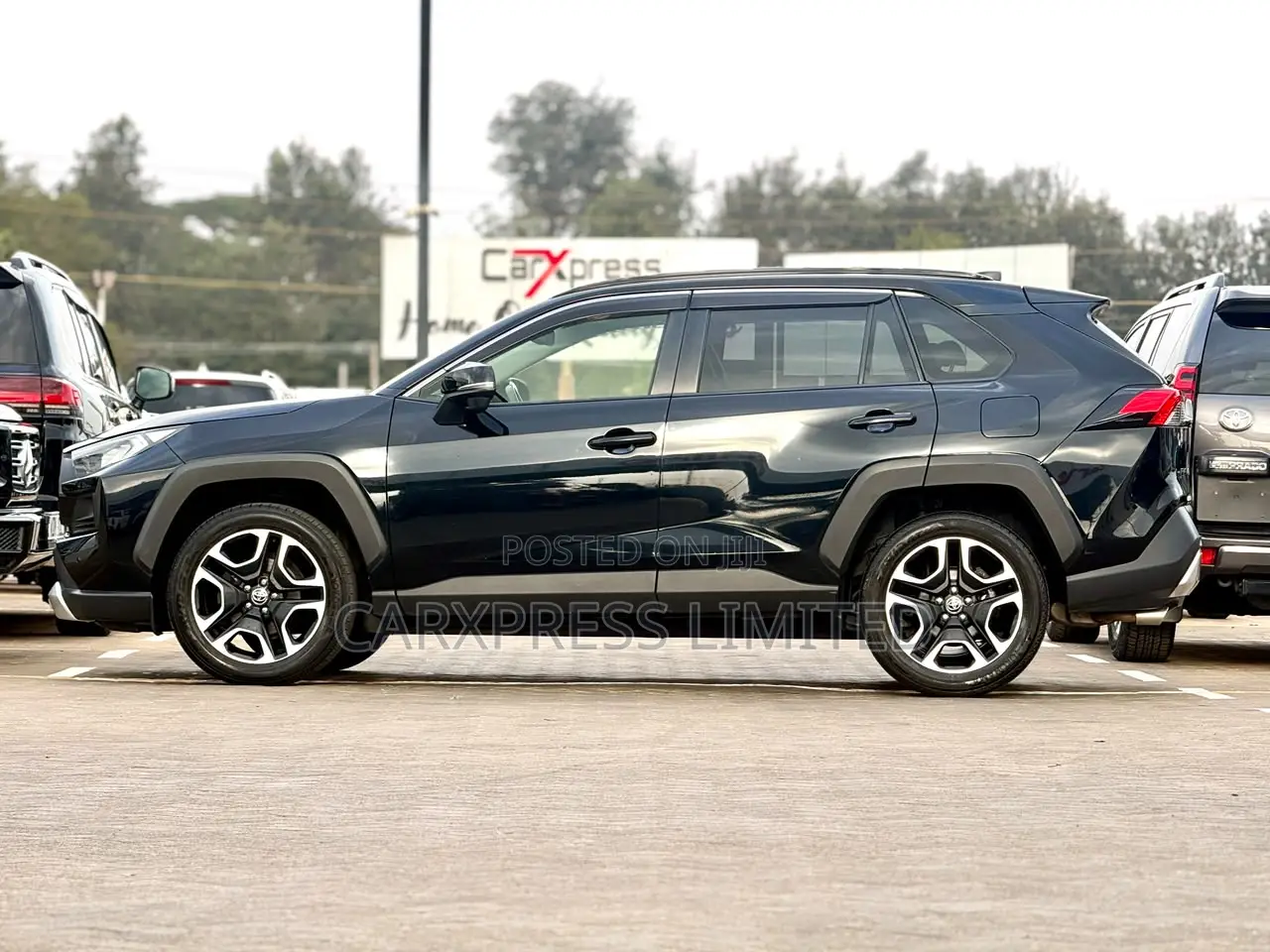 Toyota RAV4 Adventure AWD 2020 Black