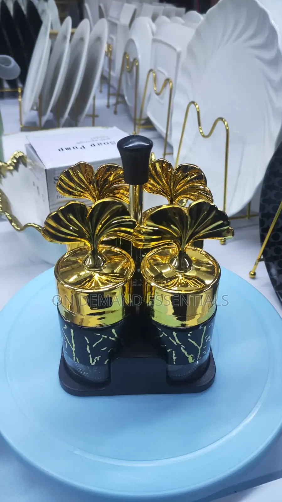 5pcs Gold Tower Seasoning Bottles