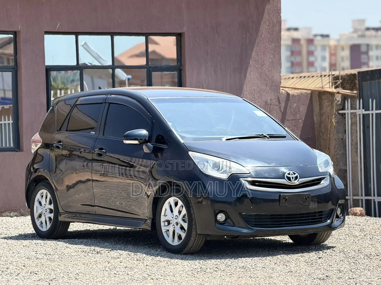 Toyota Ractis 2014 Black
