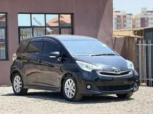 Toyota Ractis 2014 Black