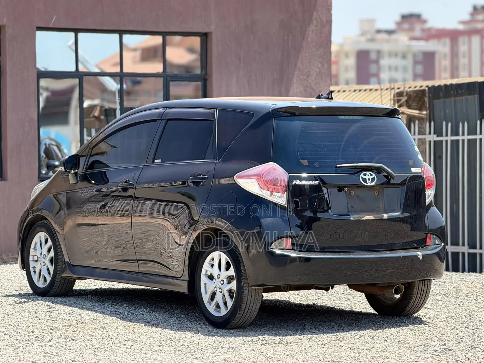 Toyota Ractis 2014 Black