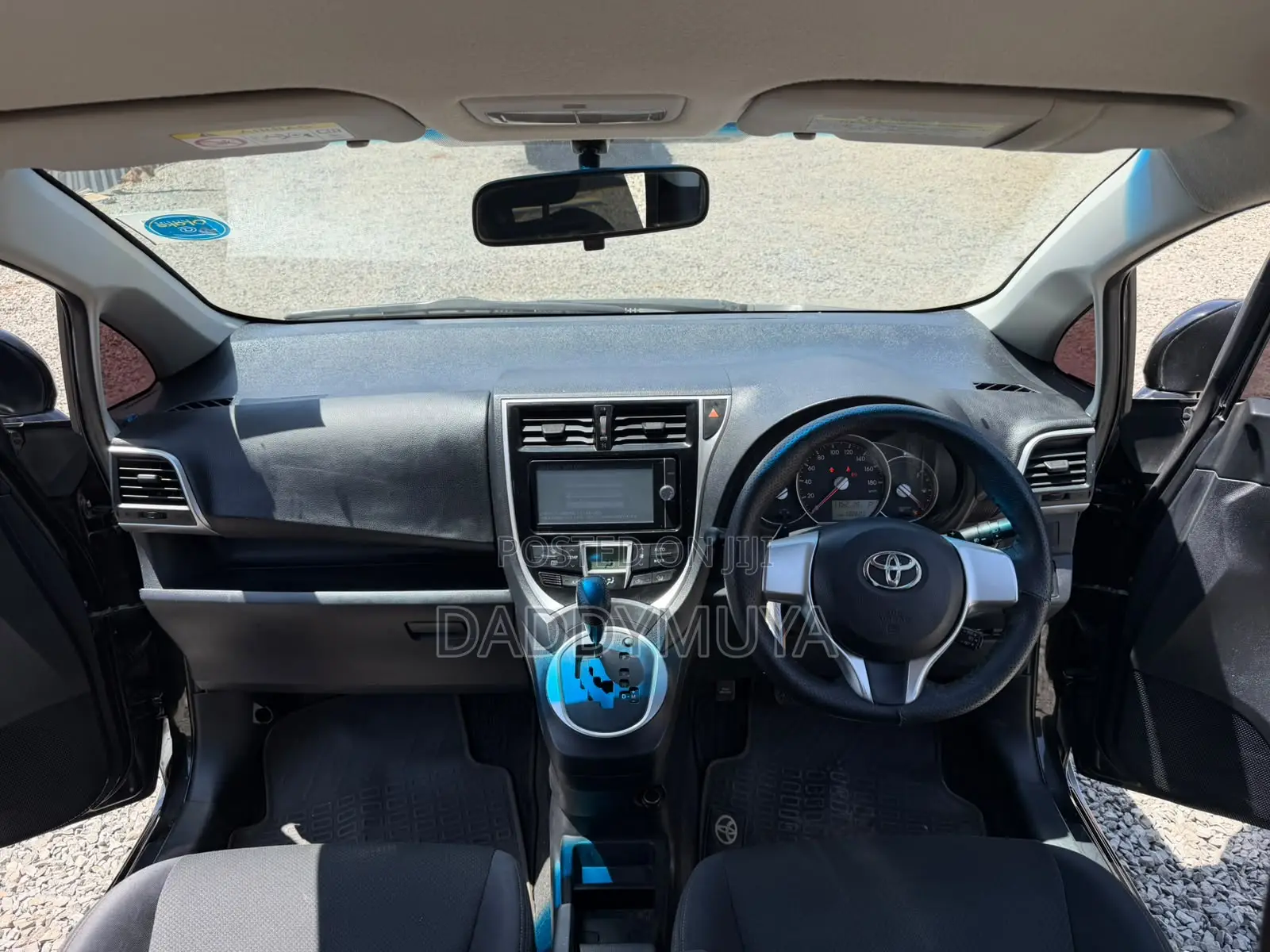 Toyota Ractis 2014 Black