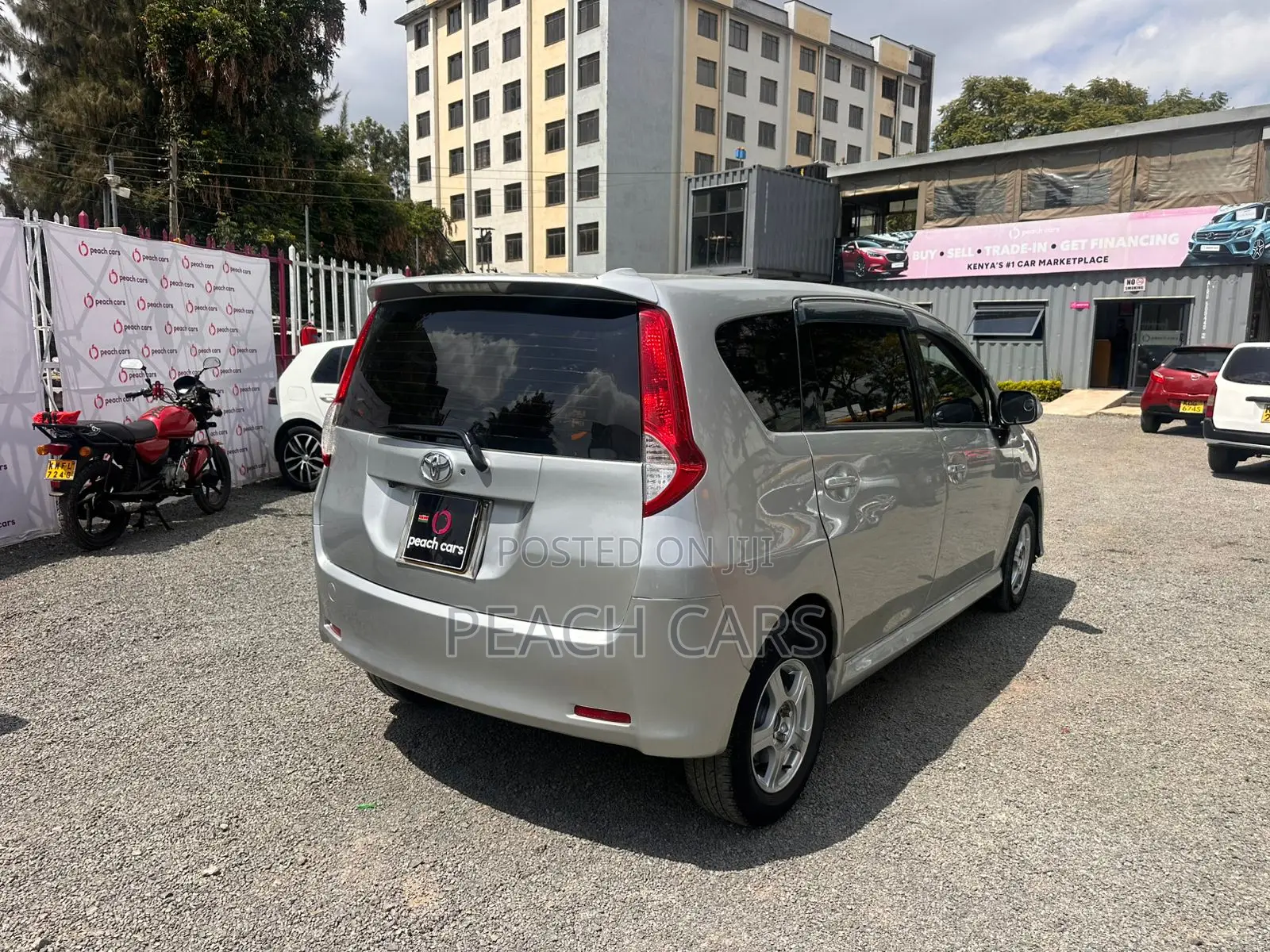 Toyota Passo 2010 Silver