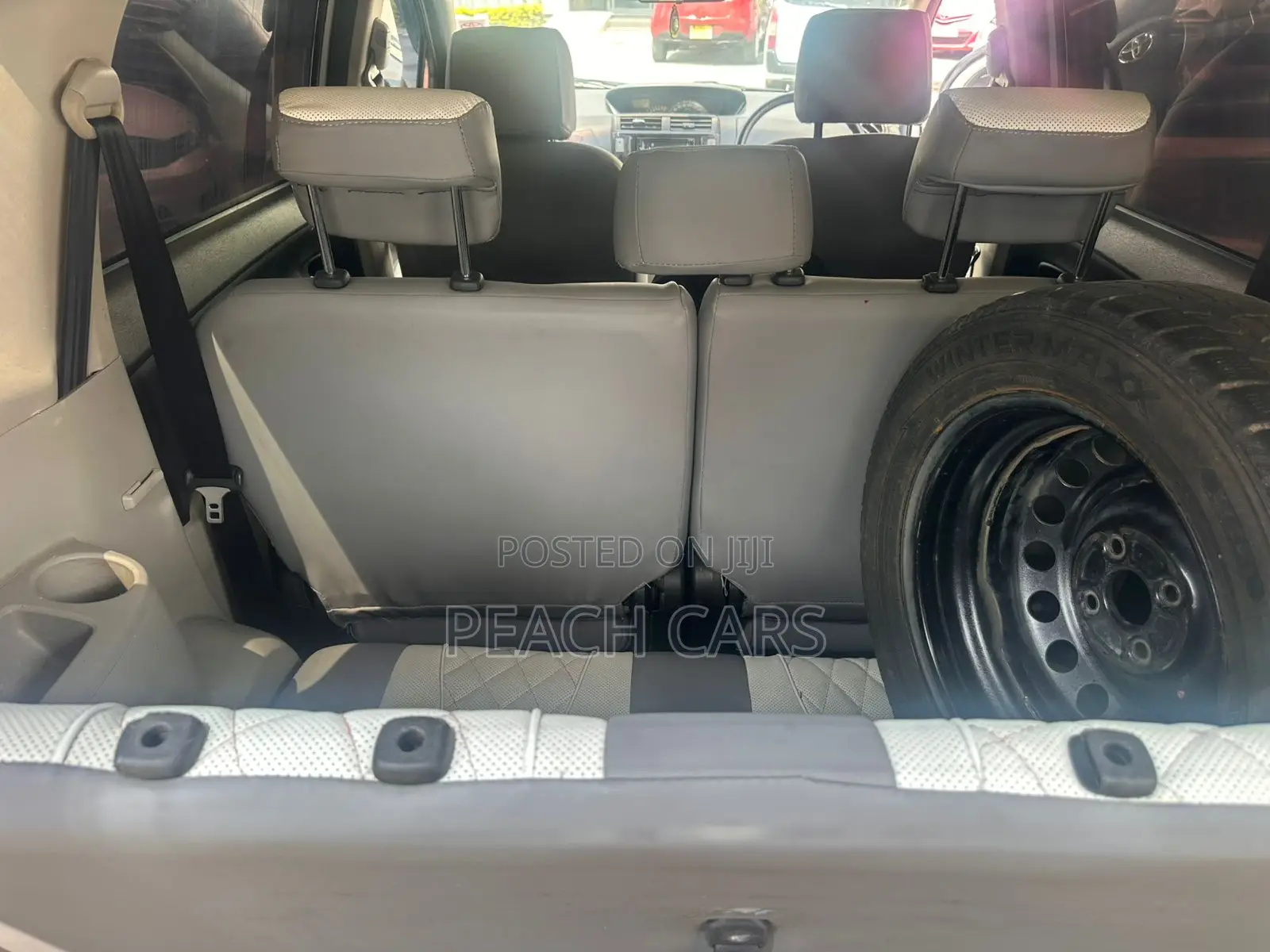 Toyota Passo 2010 Silver