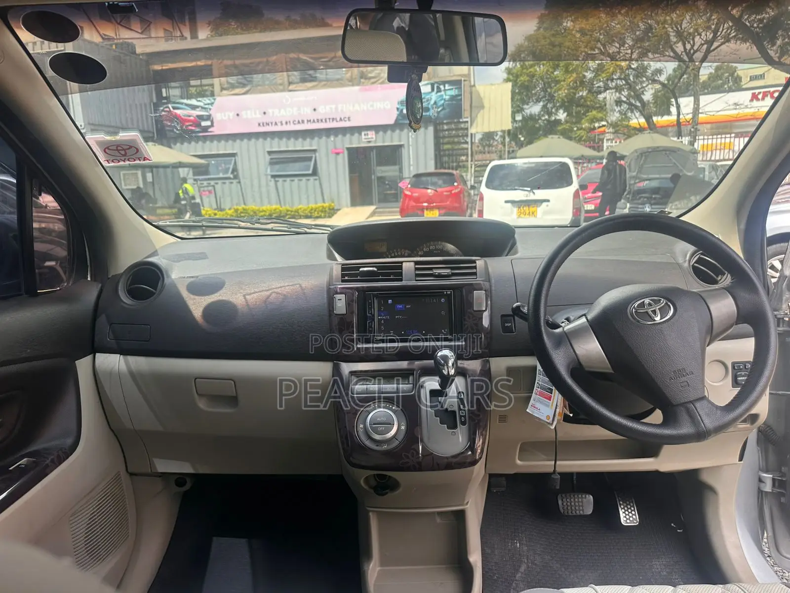 Toyota Passo 2010 Silver
