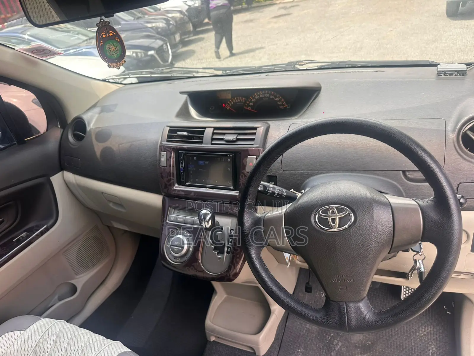 Toyota Passo 2010 Silver
