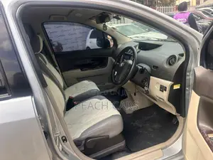 Toyota Passo 2010 Silver