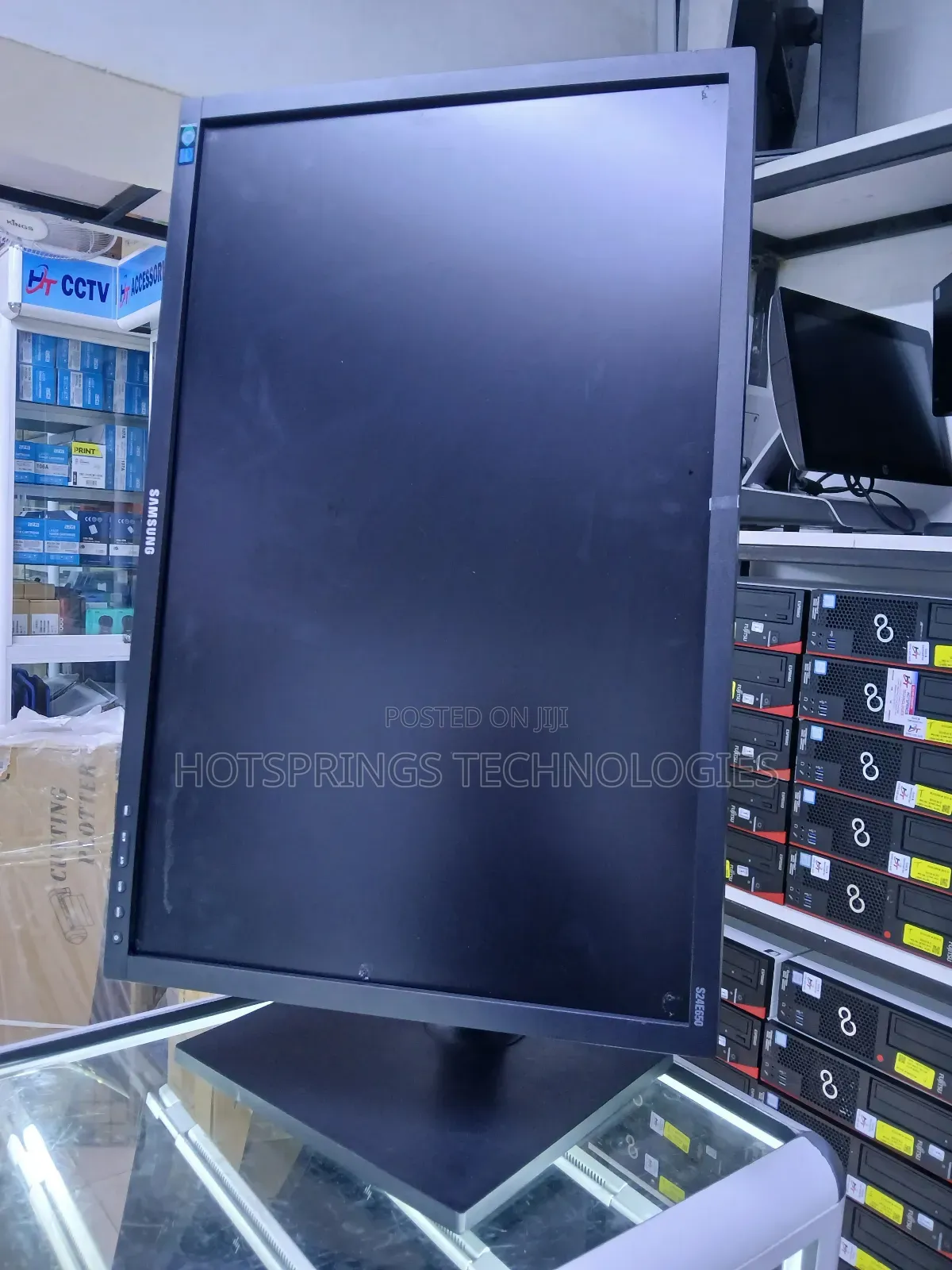 Samsung S24E
24-Inch Monitor