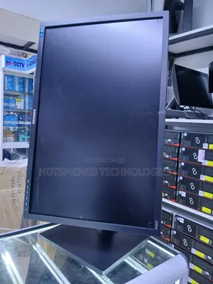 Samsung S24E
24-Inch Monitor
