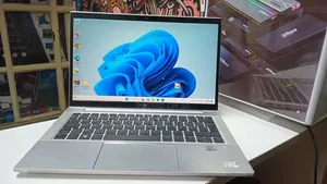 Laptop HP EliteBook 830 G7 8GB Intel Core i5 HDD 128GB