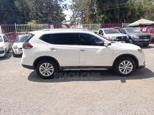 Nissan X-Trail 2016 Silver