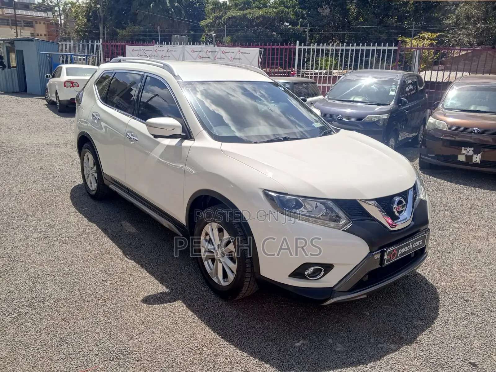 Nissan X-Trail 2016 Silver