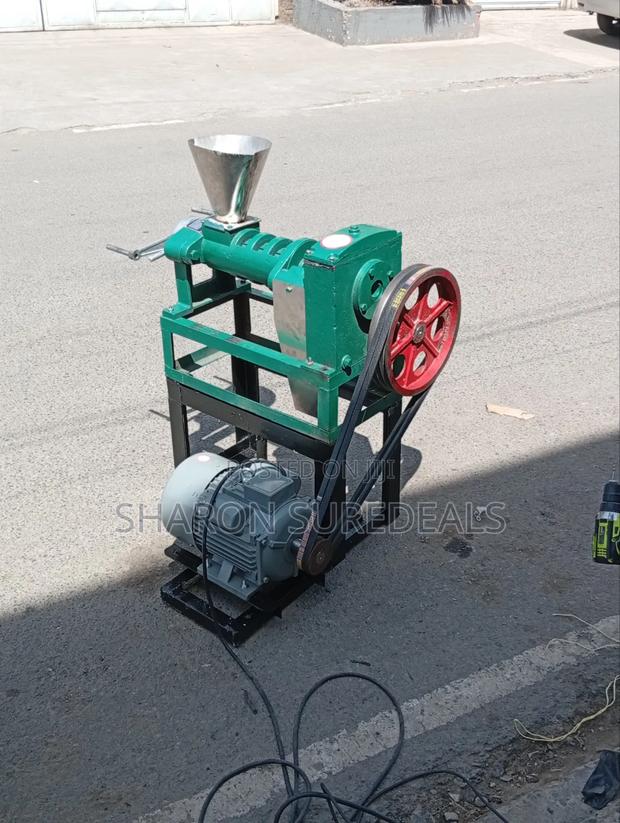 Commercial Oil Press Machine - thumbnail 3