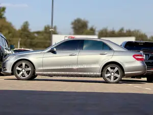 Mercedes-Benz E200 2013 Gray