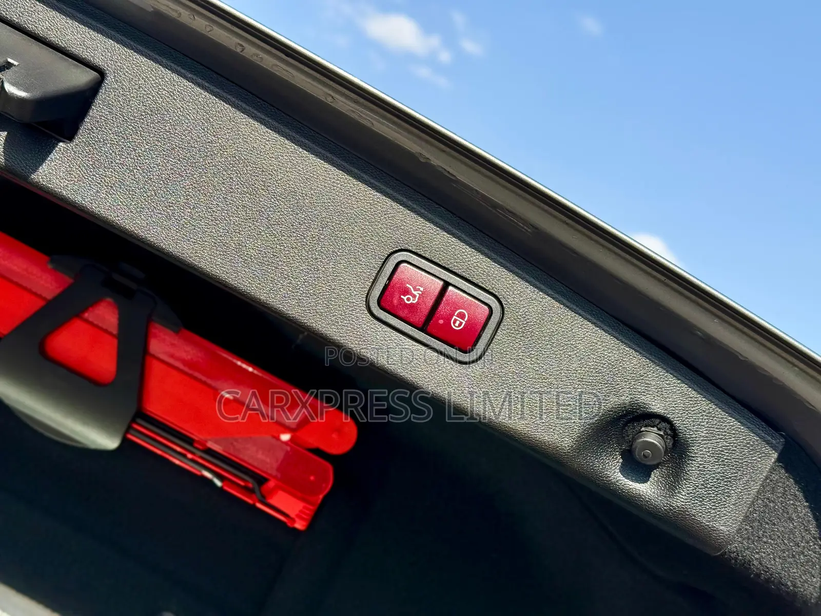 Mercedes-Benz E200 2013 Gray