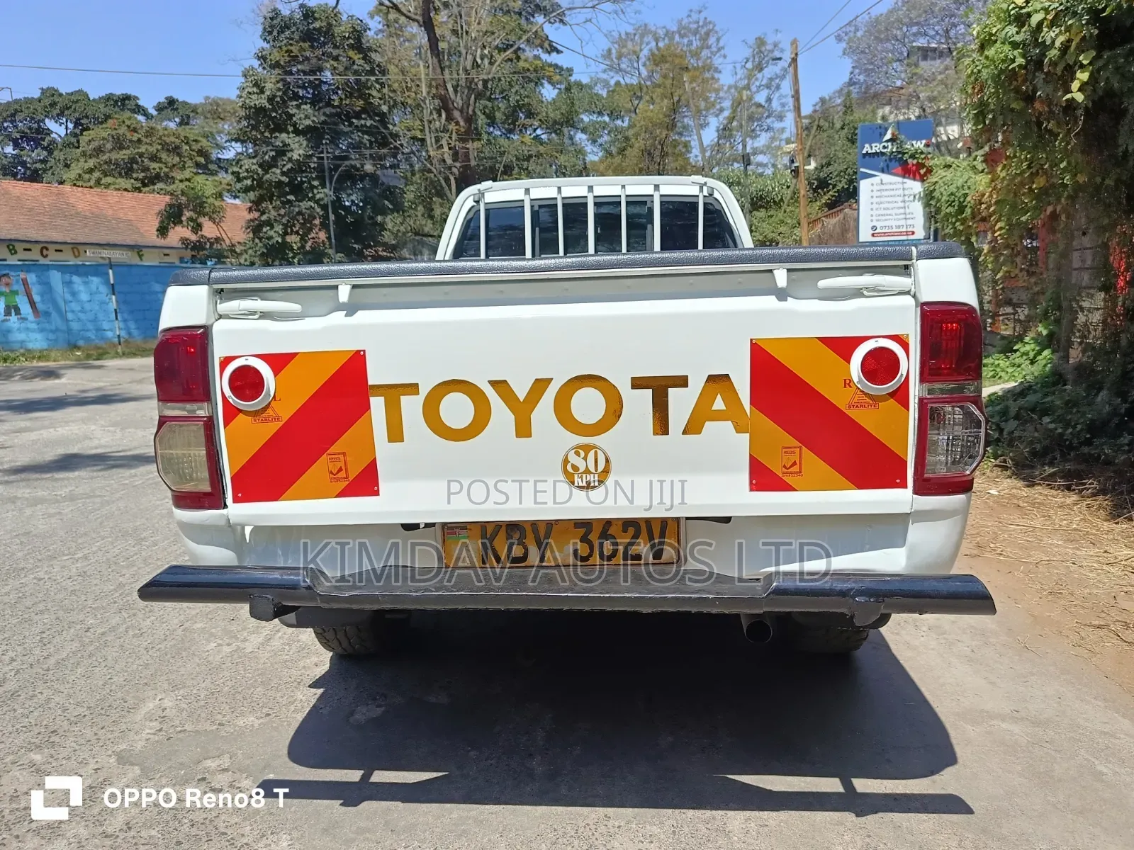 Toyota Hilux 2013 White