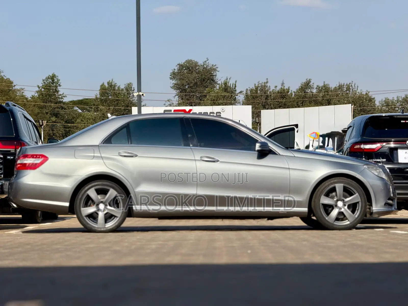 Mercedes-Benz E200 2013 Gray
