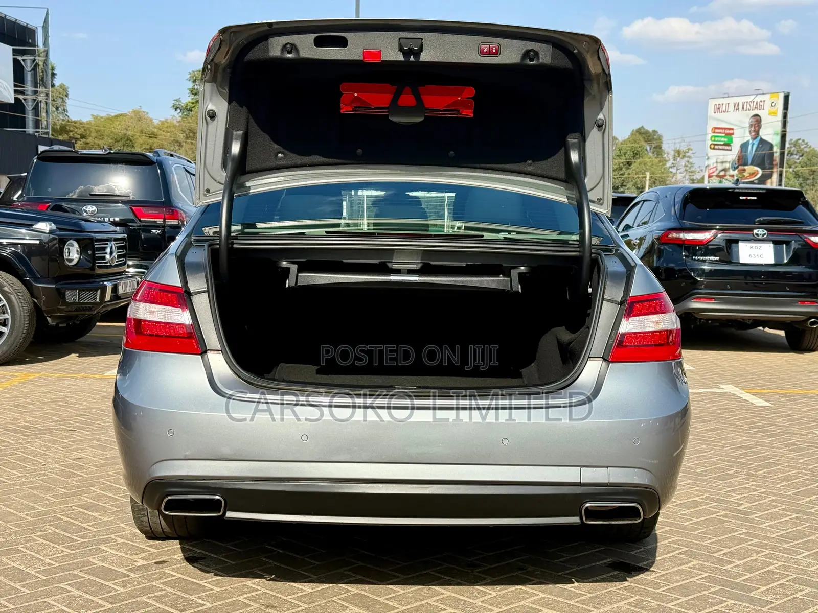 Mercedes-Benz E200 2013 Gray