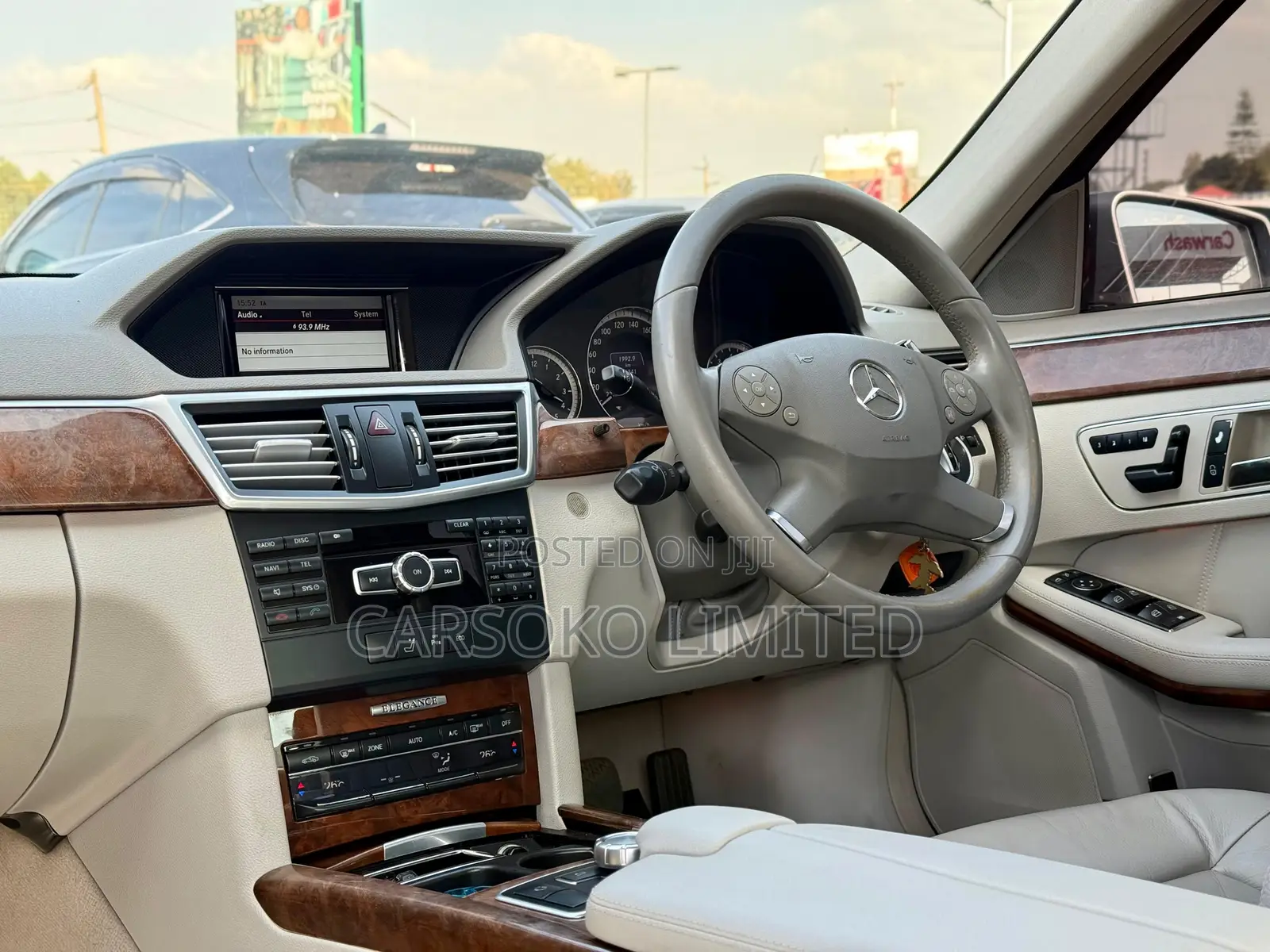 Mercedes-Benz E200 2013 Gray