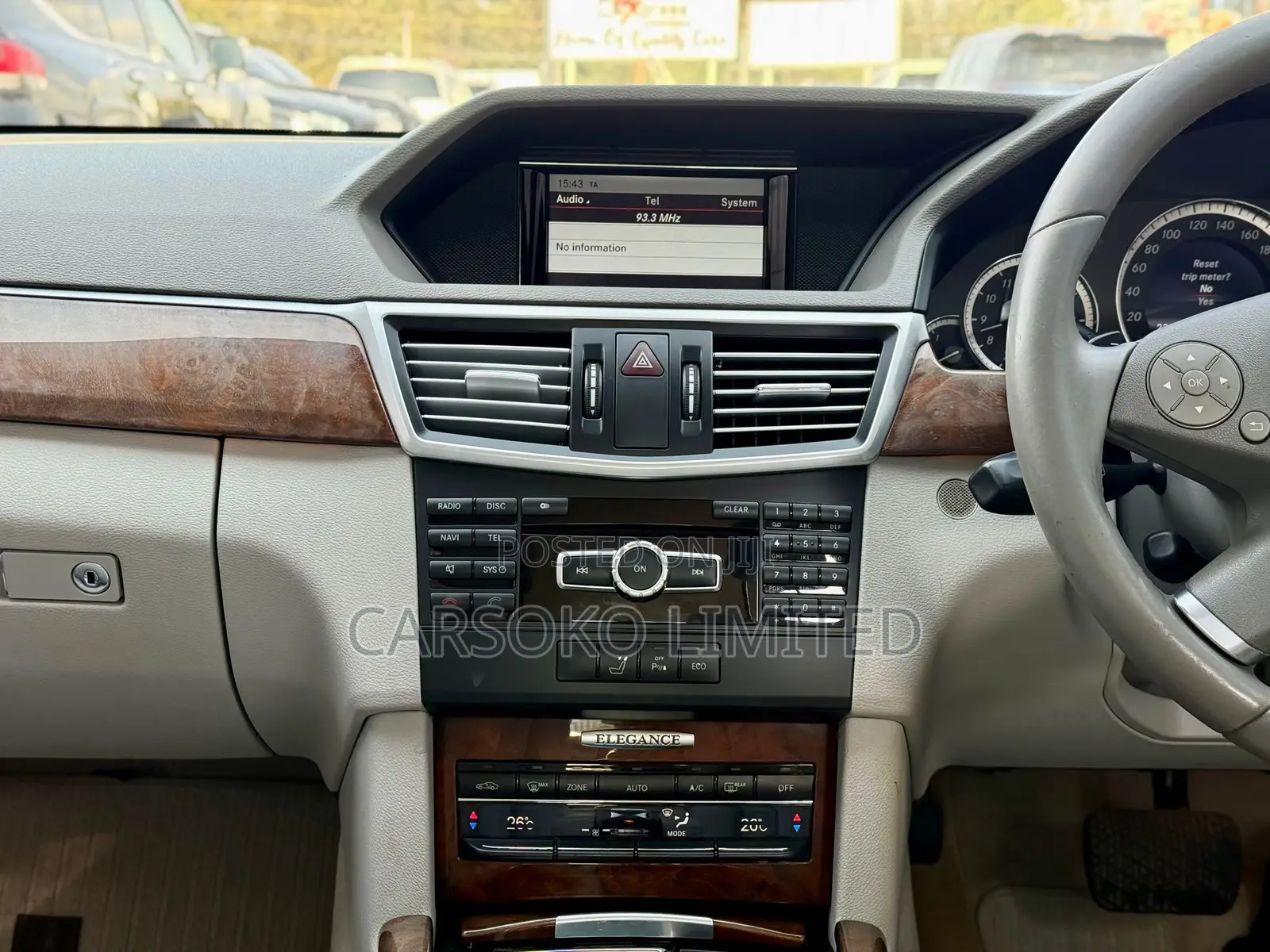 Mercedes-Benz E200 2013 Gray