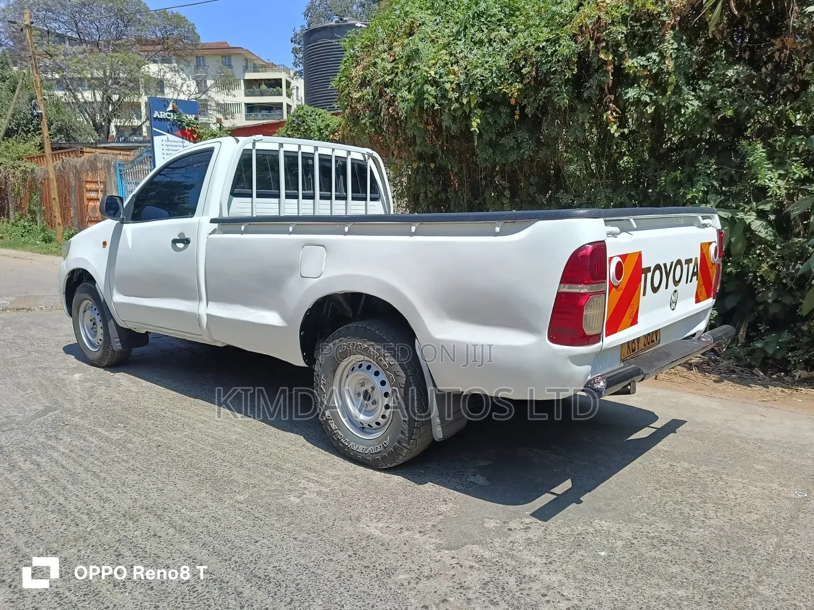 Toyota Hilux 2013 White