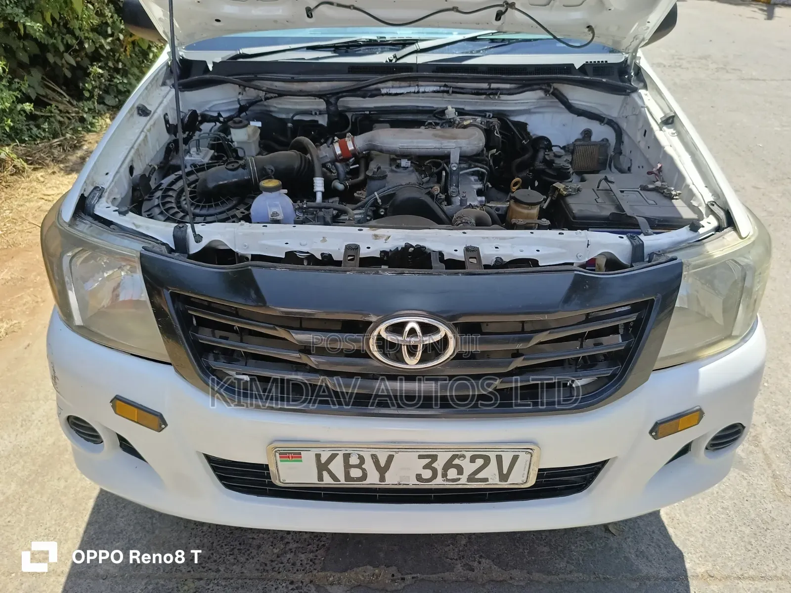 Toyota Hilux 2013 White