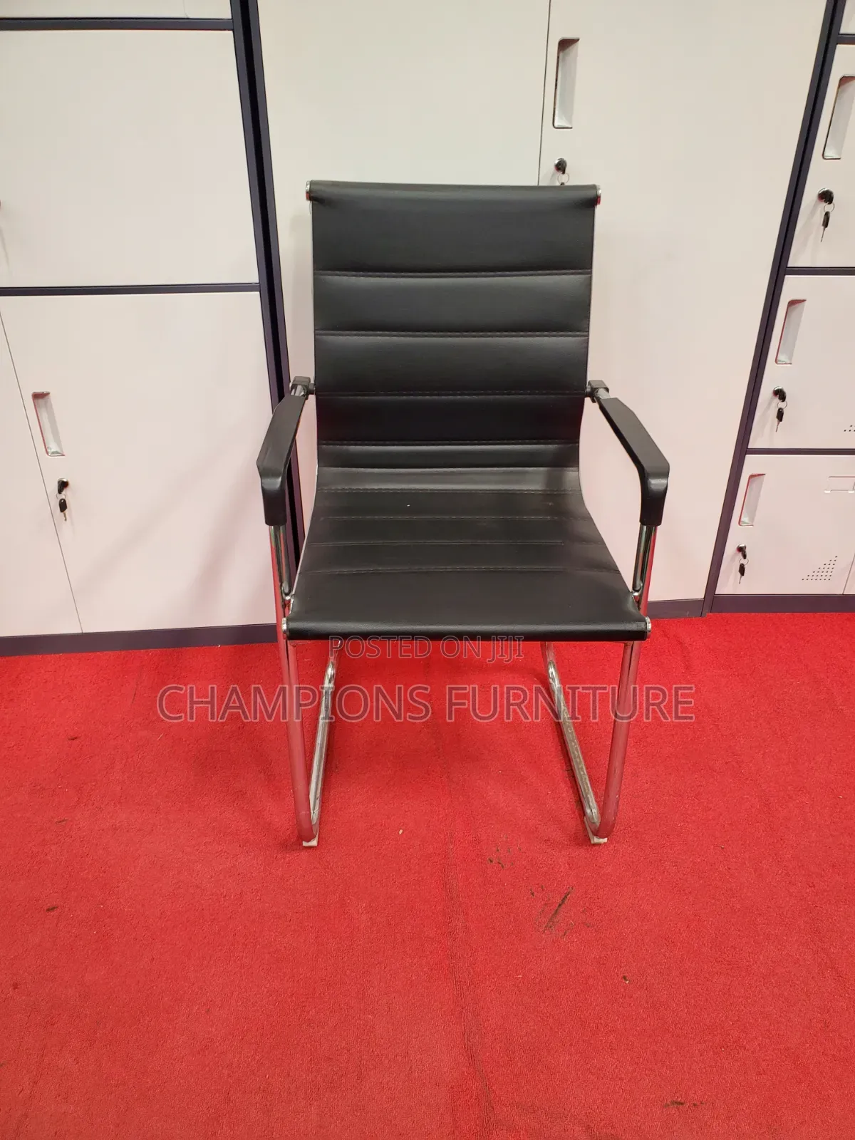 Black Ribbed Leather Visitors/Boardroom Chair