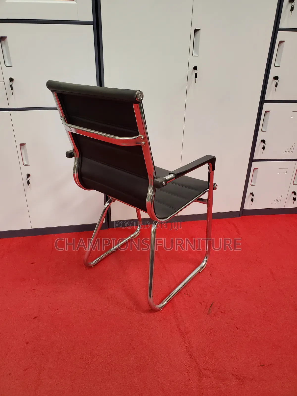 Black Ribbed Leather Visitors/Boardroom Chair