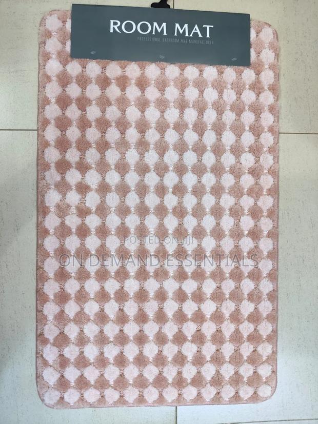 Dada Non Slip Bathroom Rug
 Soft and Water Absorbent Microfiber - thumbnail 3