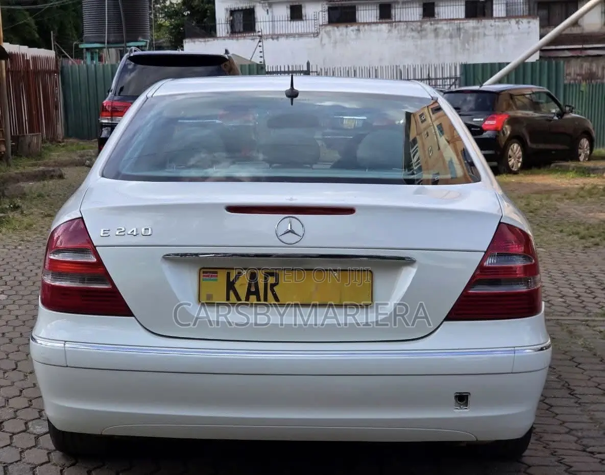 Mercedes-Benz E240 2004 White