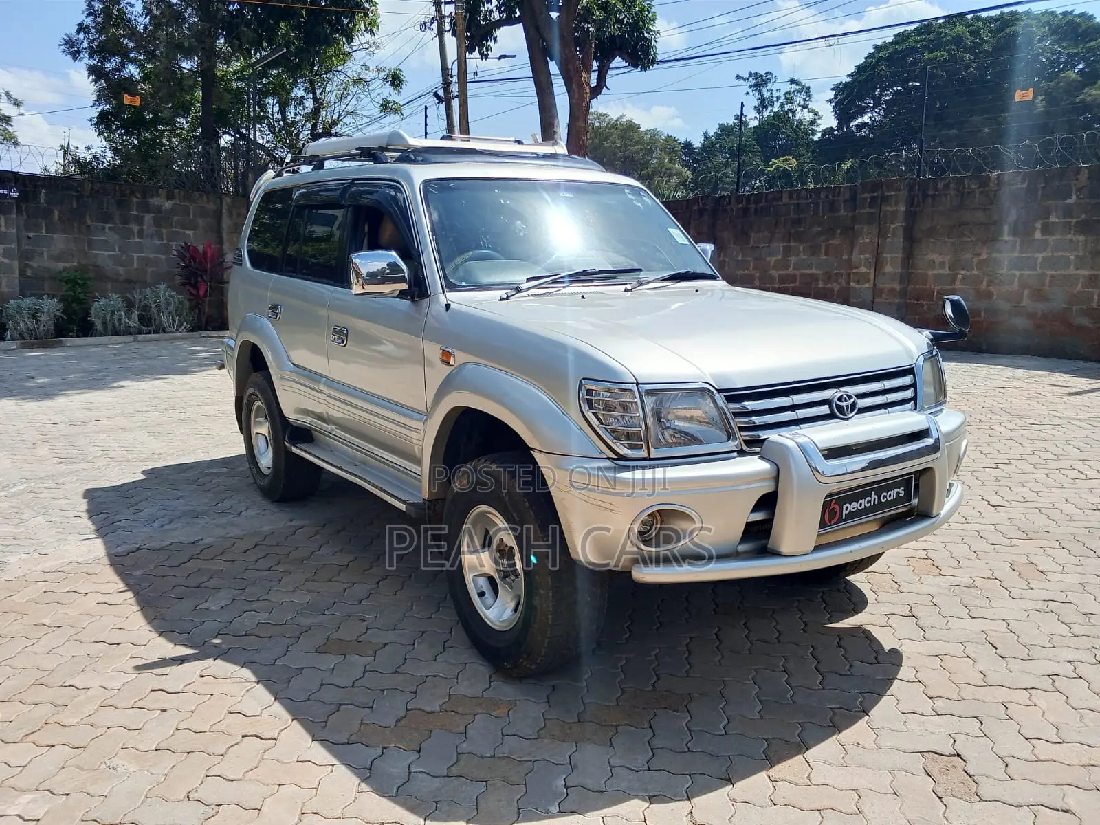 Toyota Land Cruiser Prado 2000 Silver