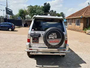 Toyota Land Cruiser Prado 2000 Silver