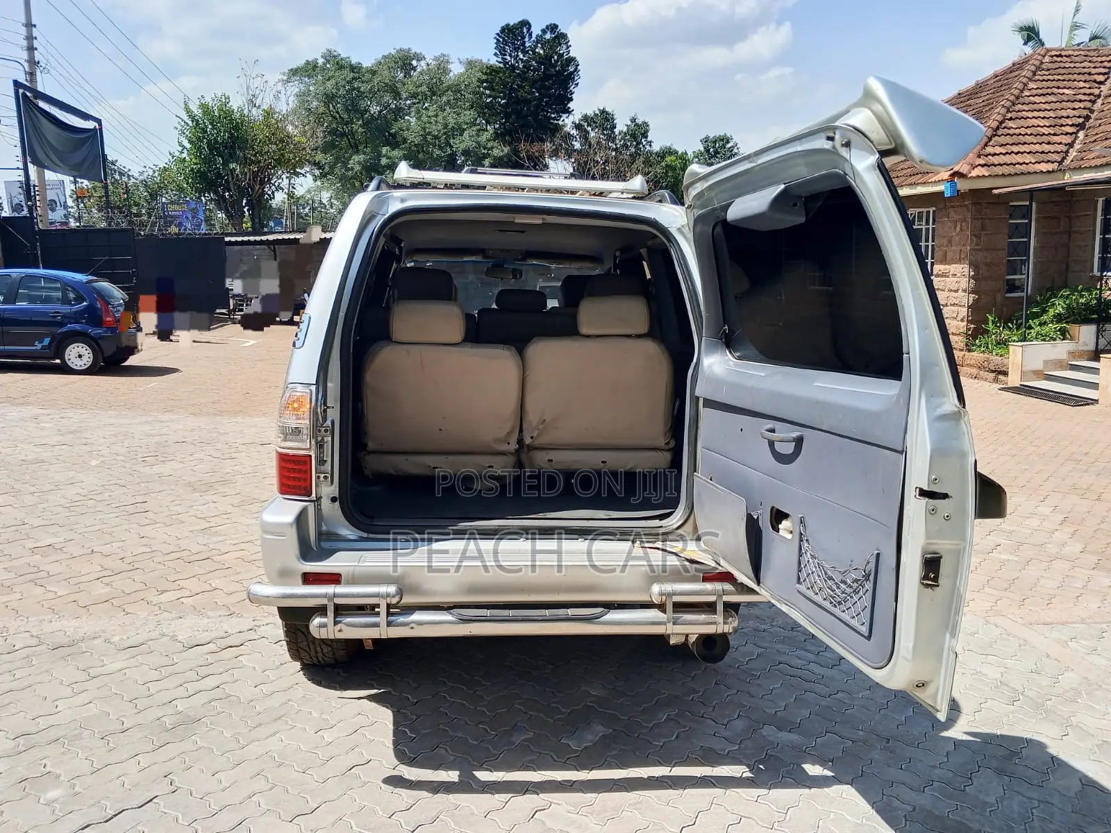 Toyota Land Cruiser Prado 2000 Silver