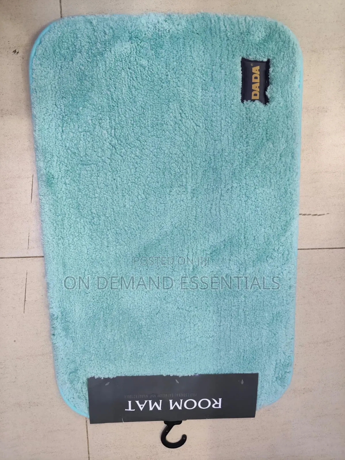 Dada Anti Slippery Bathmat
Modern Style Waterproof Non-Slip Shower Rug