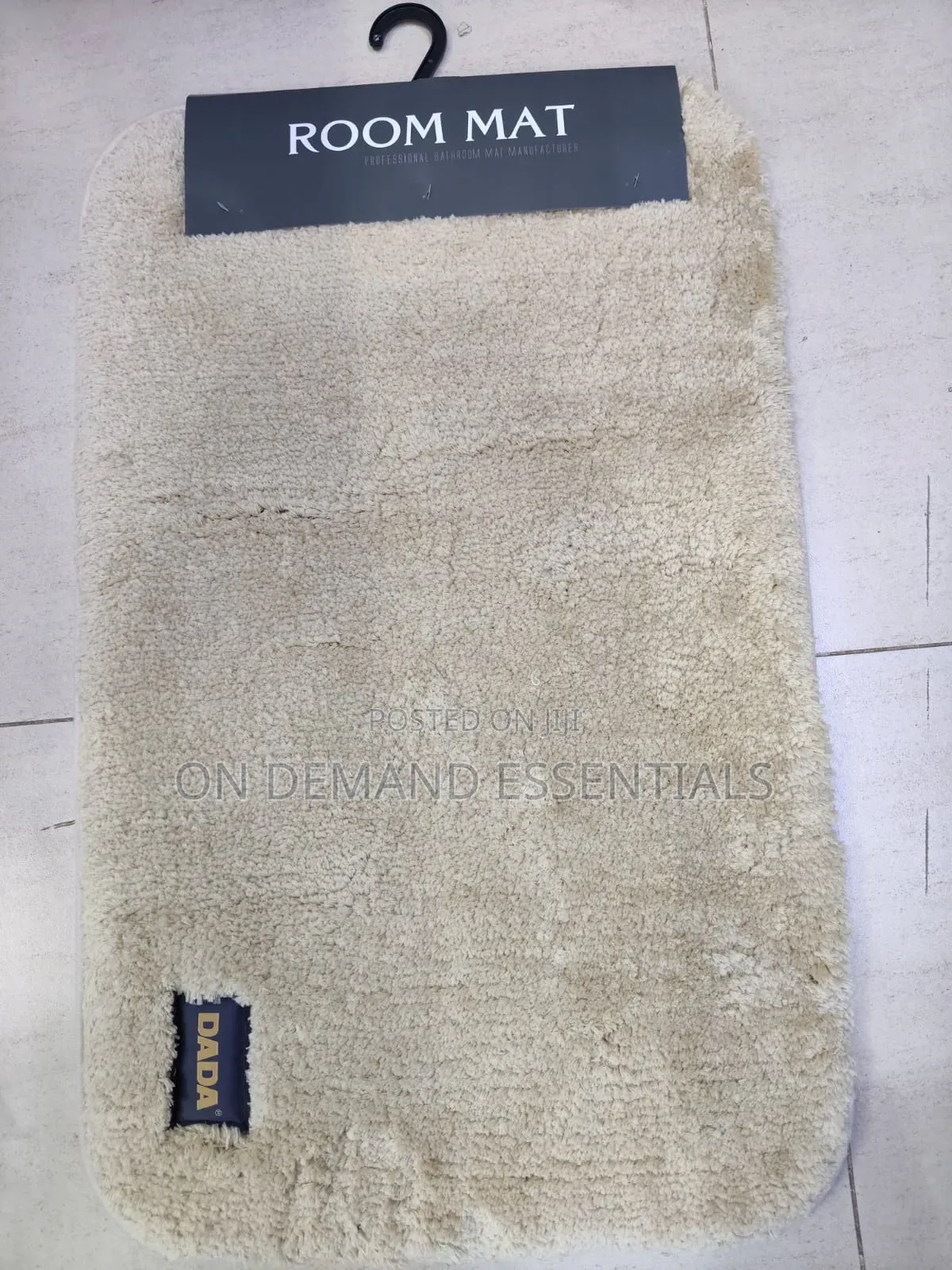 Dada Anti Slippery Bathmat
Modern Style Waterproof Non-Slip Shower Rug
