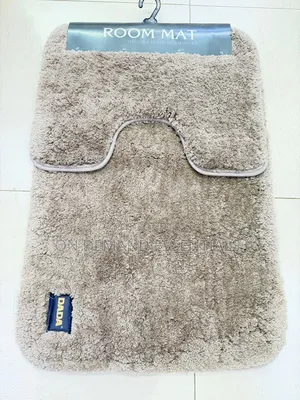 2 PCS Mats Set 
Size 60*90cm 
 45*60cm