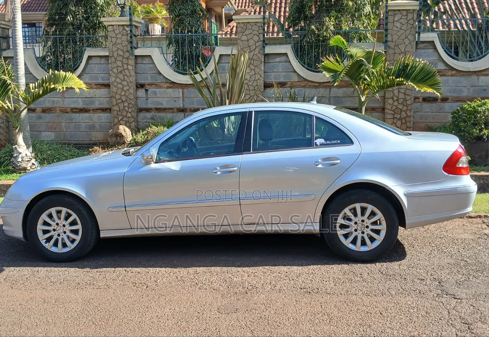 Mercedes-Benz E300 2009 Silver
