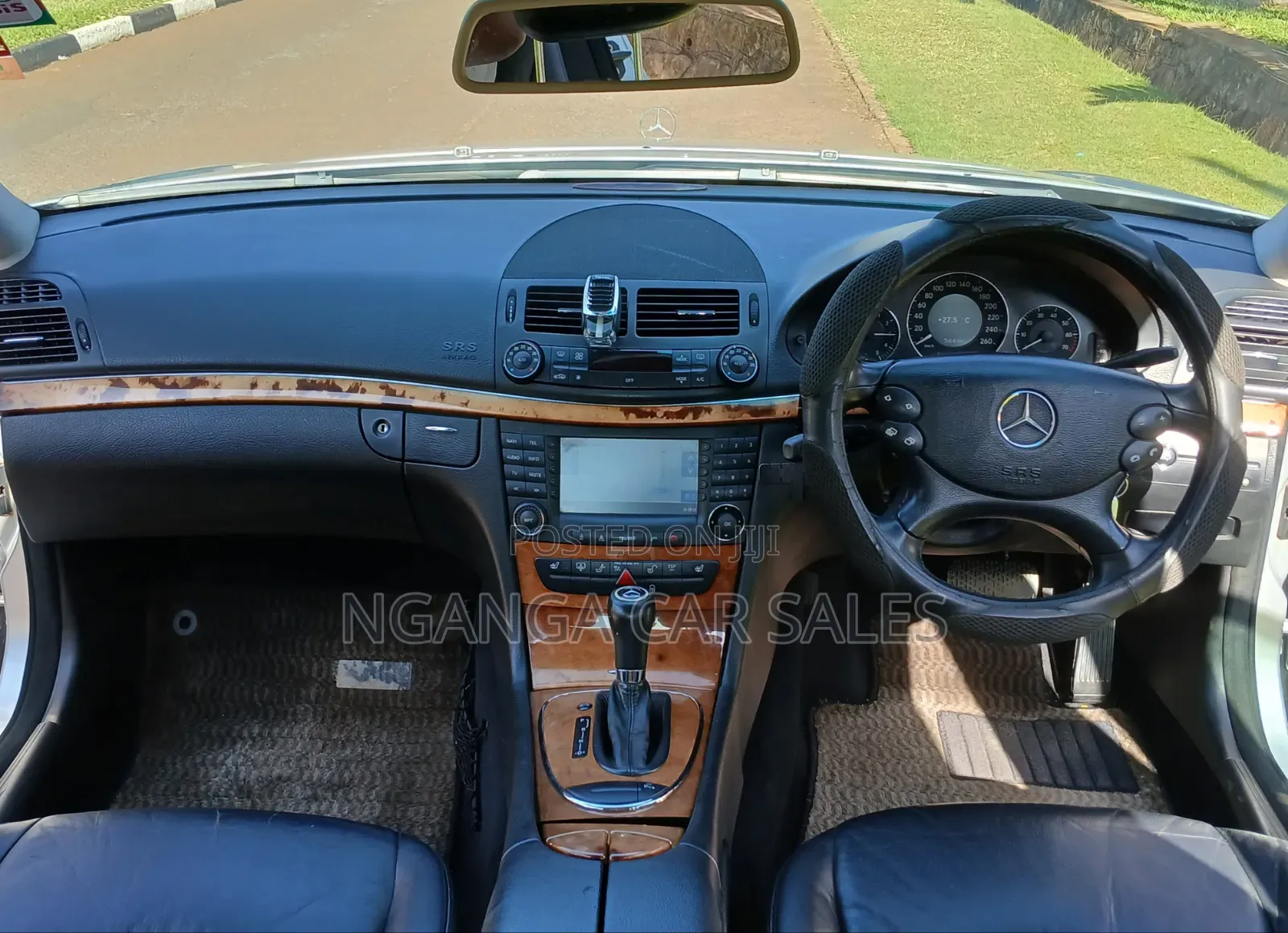 Mercedes-Benz E300 2009 Silver