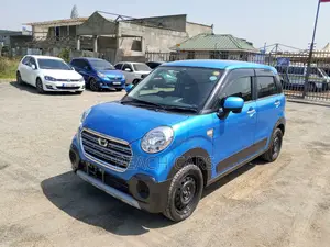 Daihatsu Cast 2019 Blue