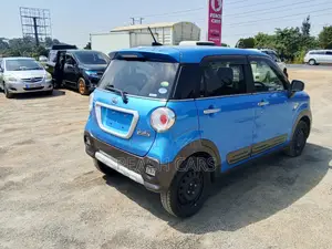 Daihatsu Cast 2019 Blue