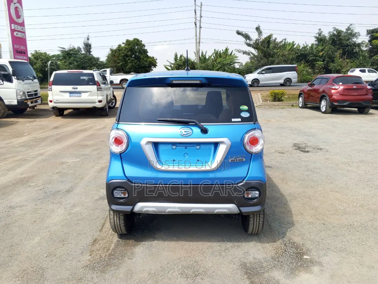 Daihatsu Cast 2019 Blue
