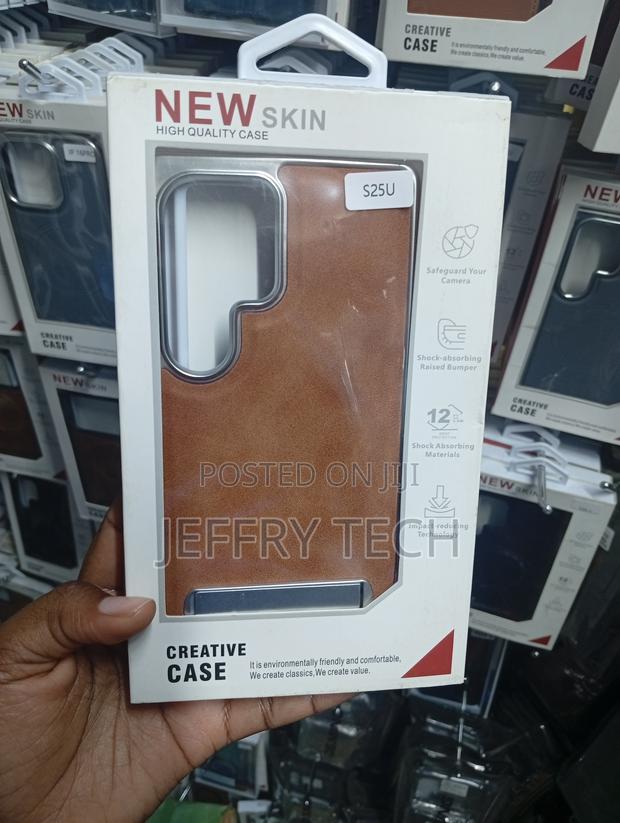 Shock-Absorbing Raised Bumper Designed for the Samsung Galaxy S25 - main view