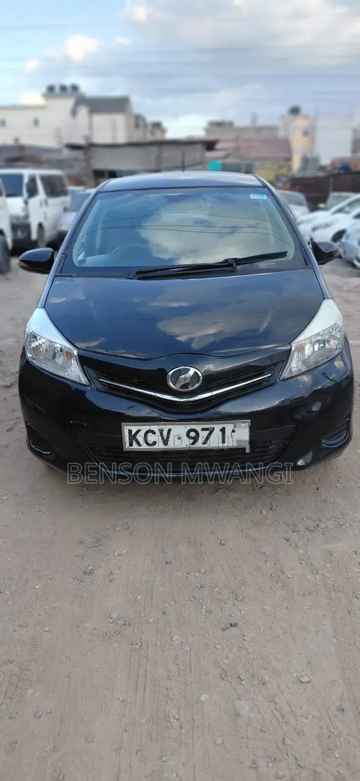 Toyota Vitz 2012 Black