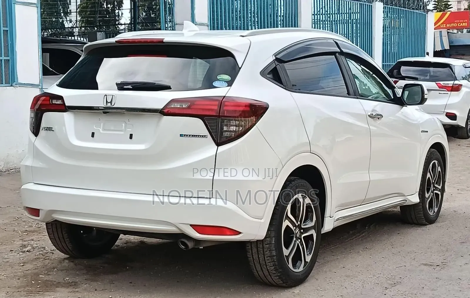 Honda Vezel 2019 Off white