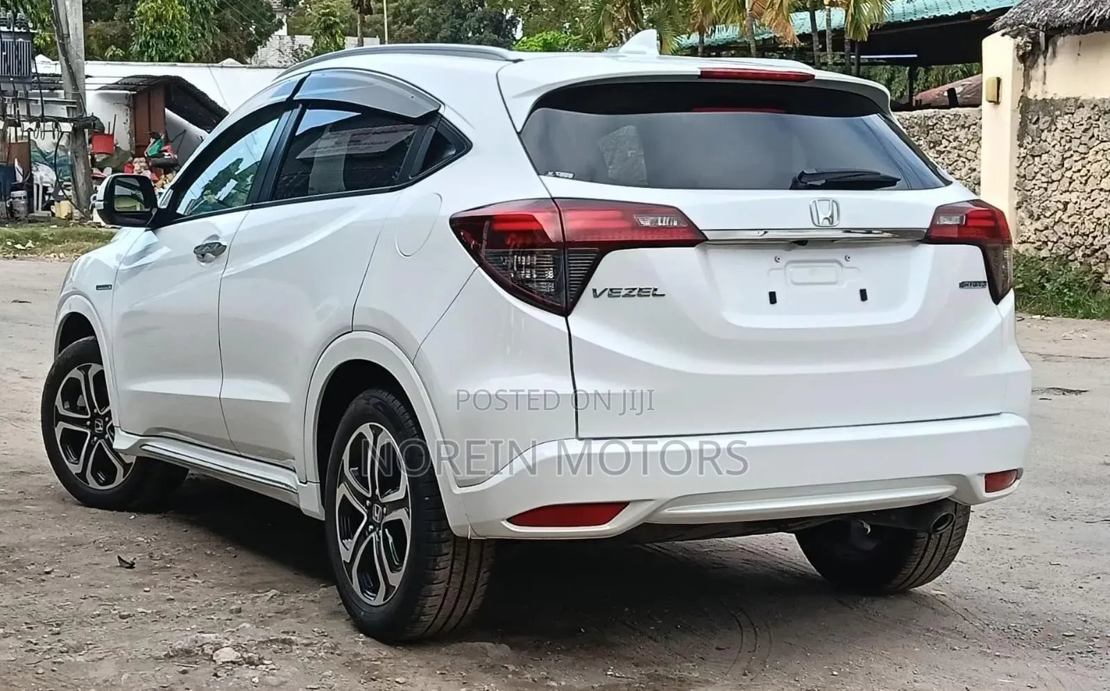 Honda Vezel 2019 Off white
