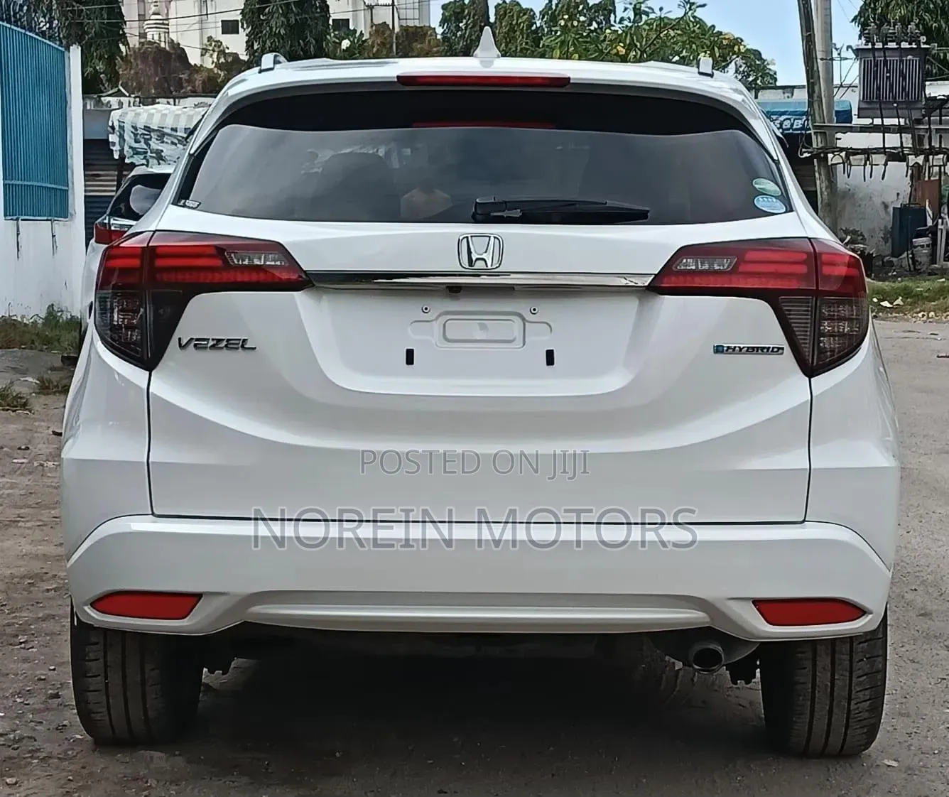 Honda Vezel 2019 Off white