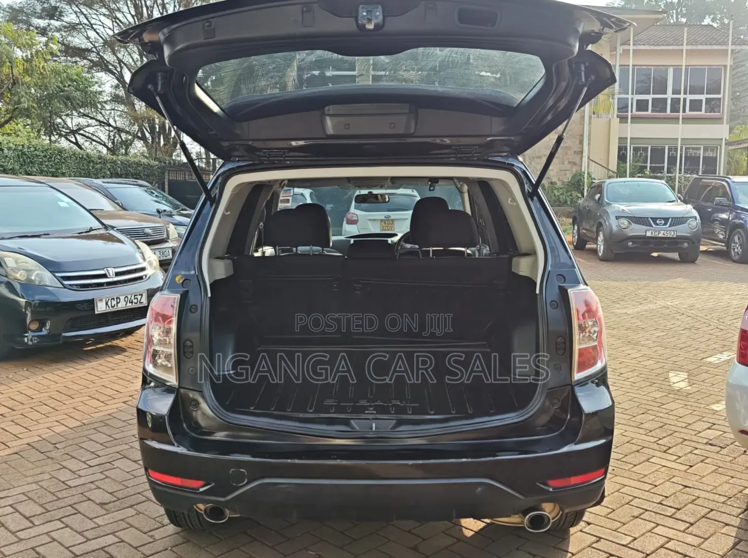 Subaru Forester 2012 Black